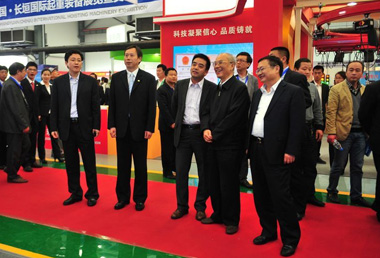 集团隆重举行成立26周年庆典集团隆重举行成立26周年庆典